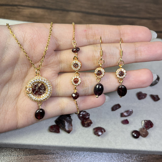 Andradite - Garnet Fullset