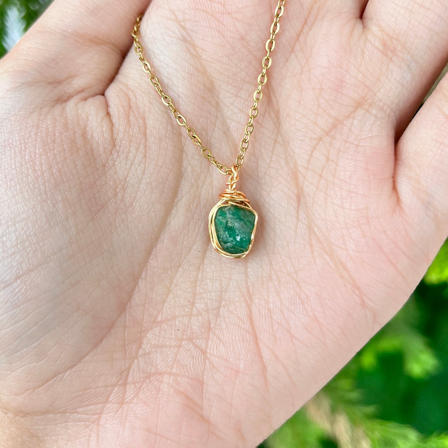 Swat Emerald - Raw - Stone - Pendants - Collection