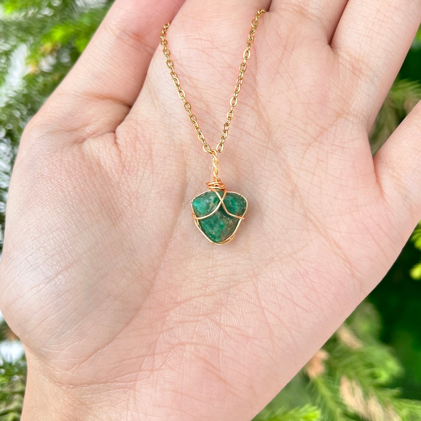Swat Emerald - Raw - Stone - Pendants - Collection
