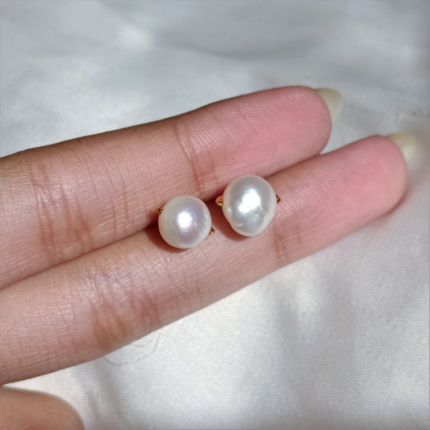 Pearl - Tumbled - Studs