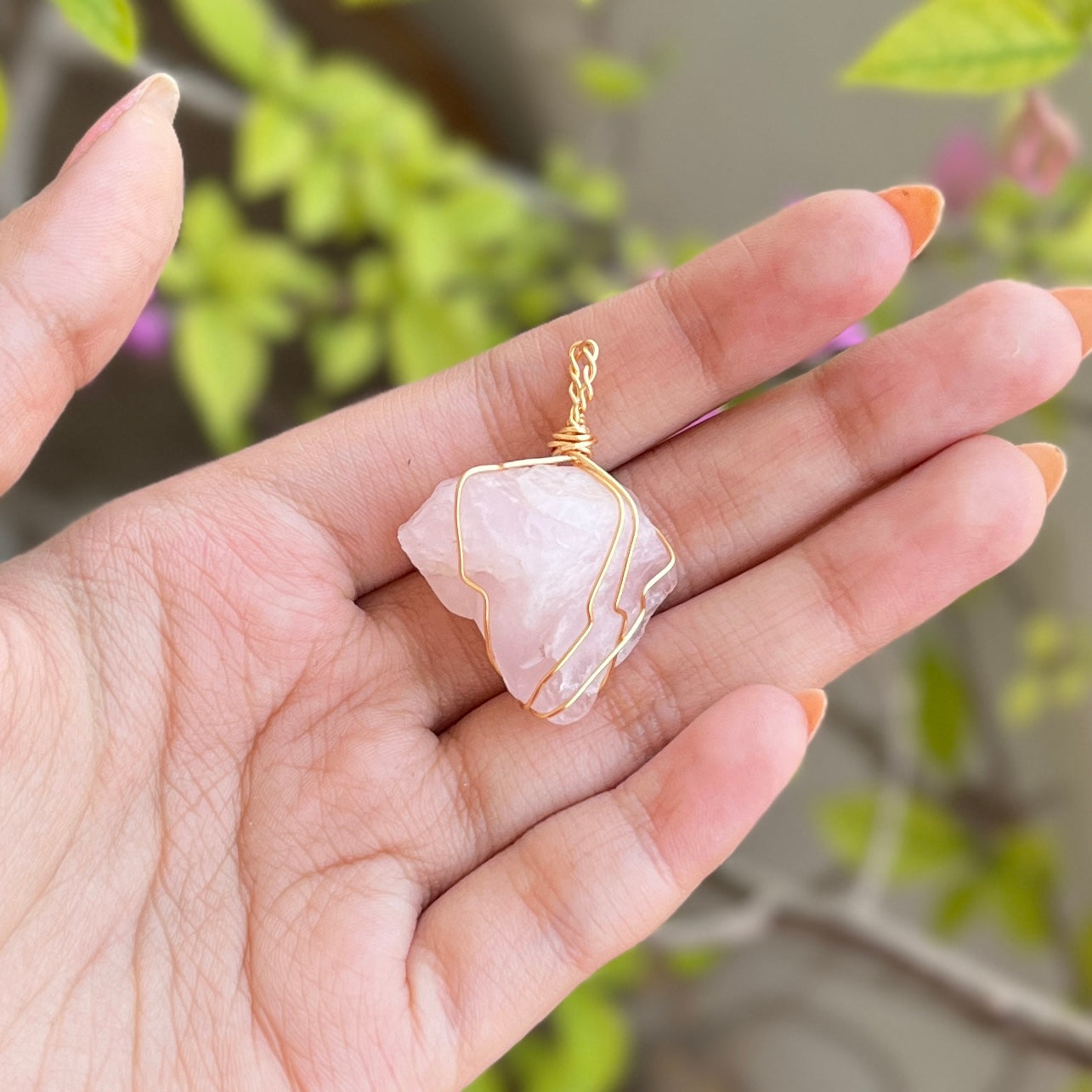 Rose quartz - Raw - Pendants - Collection