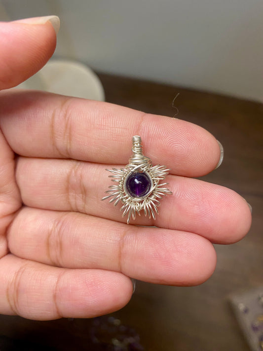 Amethyst - Star Pendant