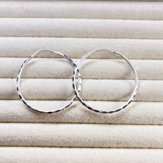 Chandi - hoops